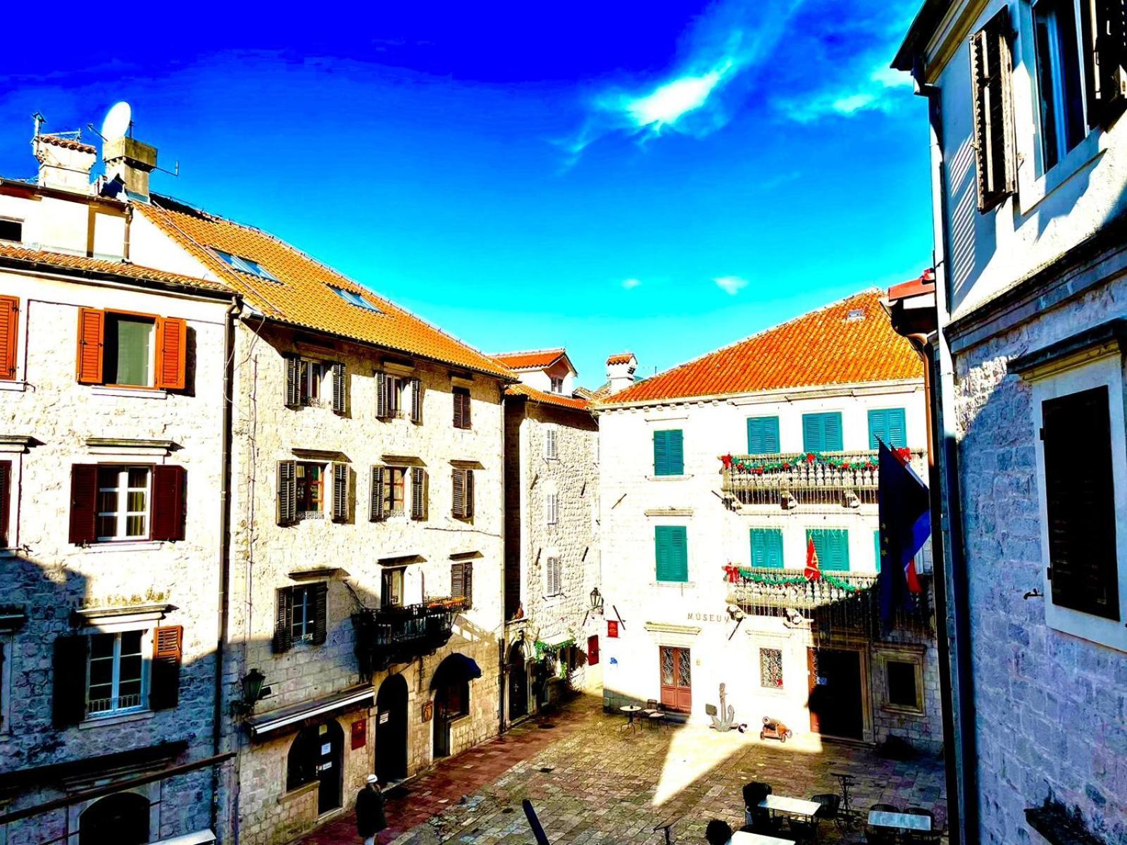 Apartments Dukic Cattaro Esterno foto